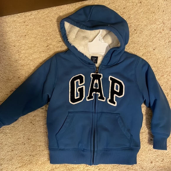 Little boy blue GAP Jacket with Sherpa lining! - Picture 2 of 3